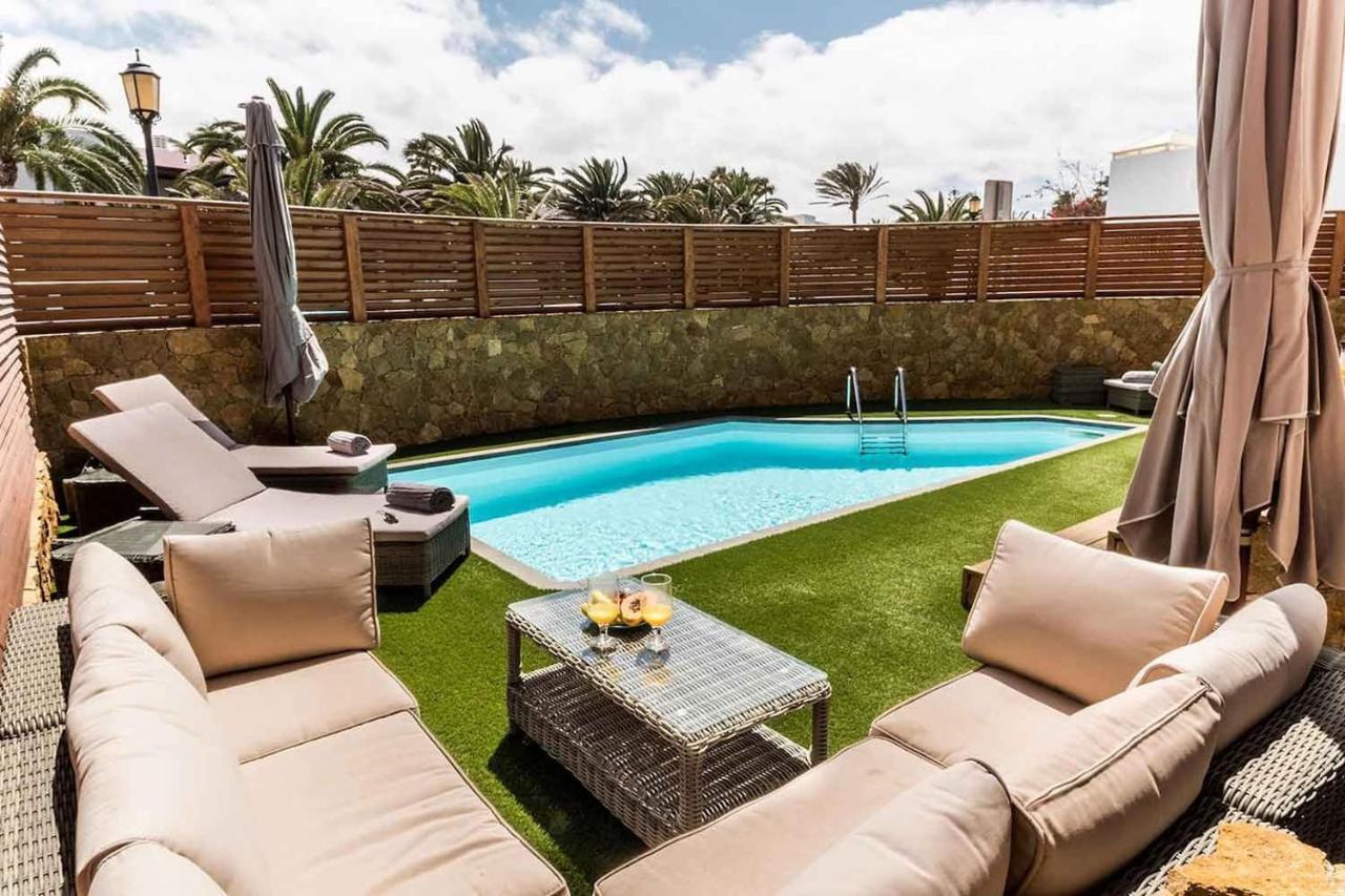 Paradise Beach House: Piscina Privada, Playa 100M Corralejo Exterior photo